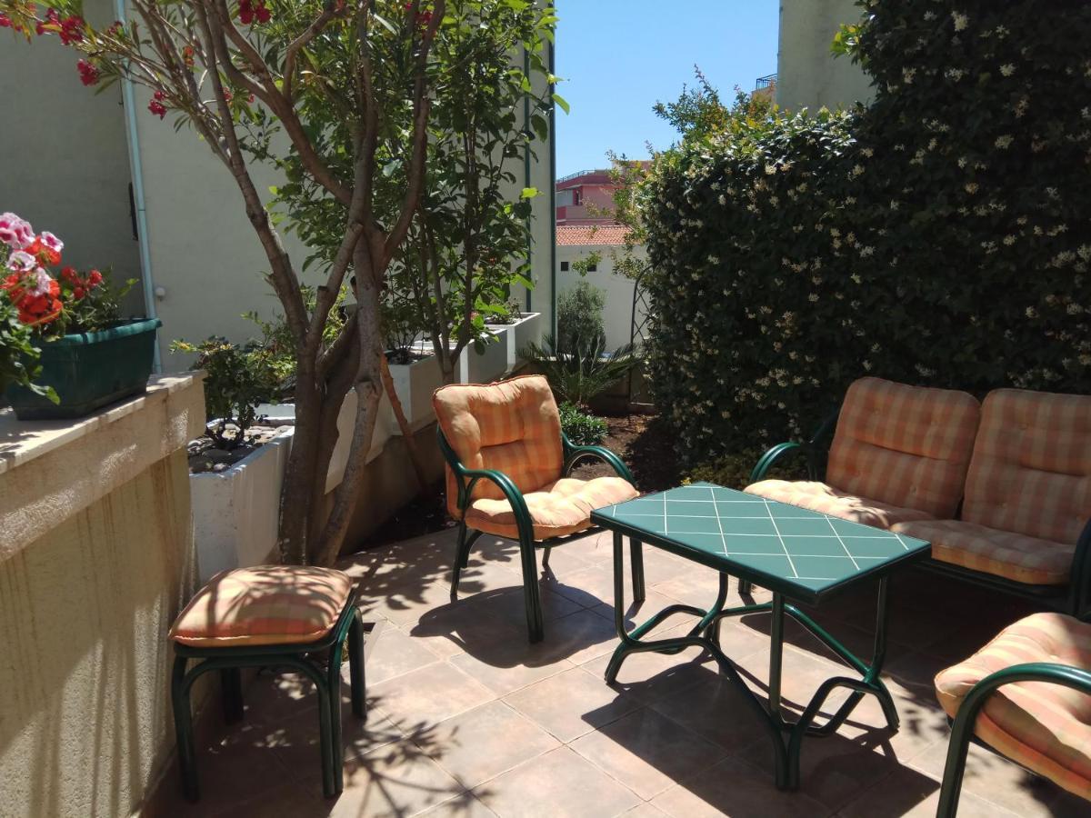 Appartement At Two Sisters Petrovac